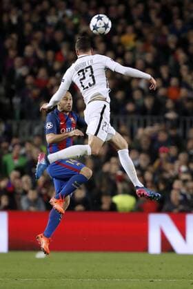 Fußball, CL, FC Barcelona - Paris St. Germain DRAXLER Julian Team Paris Saint Germain Mit MASCHERANO Javier Champions League Saison 2016-2017 Spiel Achtelfinale Rueckspiel FC Barcelona Barca - Paris Saint Germain 6 : 1 am 008.03. 2017 im Camp Nou in Barcelona 