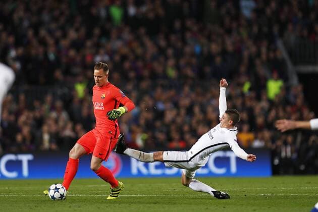 Marc-Andre ter Stegen (Barcelona), Marco Verratti (PSG), March 8, 2017 - Football Soccer : UEFA Champions League Round 16 2nd leg match between FC Barcelona Barca 6-1 Paris Saint-Germain at Camp Nou stadium in Barcelona, Spain. Noxthirdxpartyxsales  (oqma021812)