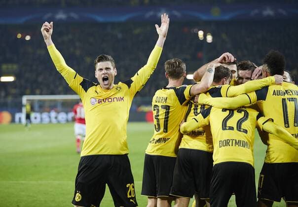 Pierre-Emerick Aubameyang , BVB 17 Torjubel, Jubel nach dem Tor zum 4-0 mit Marcel SCHMELZER, BVB 29 Christian PULISIC Nr. 22 BVB Lukasz PISZCZEK, BVB 26 Ousmane DEMBELE, BVB 7 Eric DURM, BVB 37 BORUSSIA DORTMUND - BENFICA LISSABON 4-0 Fussball UEFA Champions League, Achtelfinale Gruppenphase,in Dortmund, 08.03.2017 CL Saison 2016 2017, BVB