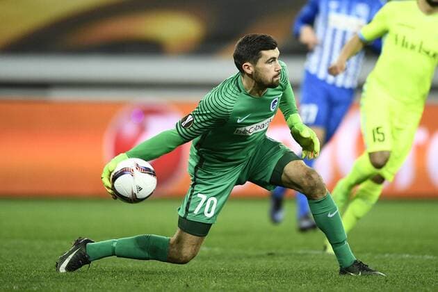 Genk s goalkeeper Mathew Ryan pictured in action during a soccer game between Belgian teams KAA Gent and KRC Genk, Thursday 09 March 2017 in Gent, the first leg of the 1 8 finals of the Europa League competition. YORICKxJANSENS  x05061889x