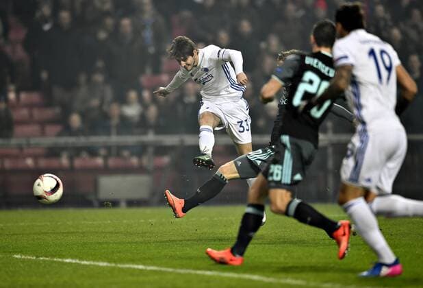Fußball, EL, FC Kopenhagen - Ajax Amsterdam DK: 20170309, K¿benhavn, Danmark: Europa League fodbold, 1 8 finale, FC K¿benhavn - AFC Ajax: Rasmus Falk, FC K¿benhavn, FCK scorer til 1-0 Foto: Lars M¿ller UK: 20170309, Copenhagen, Denmark: Europa League football, 1 8 final, FC Copenhagen - AFC Ajax: Rasmus Falk, FC K¿benhavn, FCK scores to 1-0