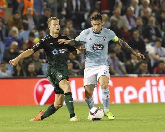 Claesson, Hugo Mallo. 1 8 first leg match of Europa League between Celta Vigo and FK Krasnodar. In this picture, Claesson and Hugo Mallo. xJORGExLANDINx 