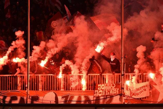 GER, 2.FBL, 1.FC St.Pauli vs 1. FC Union Berlin 10.03.2017, Millerntor-Stadion, Hamburg, GER, 2. FBL, 1.FC St.Pauli vs 1. FC Union Berlin im Bild Feature die Fans von Pauli zuenden Pyrotechnik Foto © nordphoto Witke Local Caption nordphotox xWitke