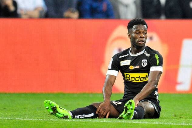 22 Jonathan BAMBA (sco) - DECEPTION FOOTBALL : Olympique Marseille vs SCO Angers - Ligue 1 - 10 03 2017 FEP Panoramic 