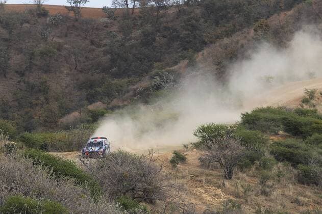 Spanish Daniel Sordo drives his Hyundai I20 Coupe WRC Motorsport Rallye WM during the second day of 14th annual Mexico Rally, in Leon, Mexico, 10 March 2017. 2017 Mexico Rally !ACHTUNG: NUR REDAKTIONELLE NUTZUNG!  Copyright: xUlisesxRuizxBasurtox MEX303 20170311-636247980181806354