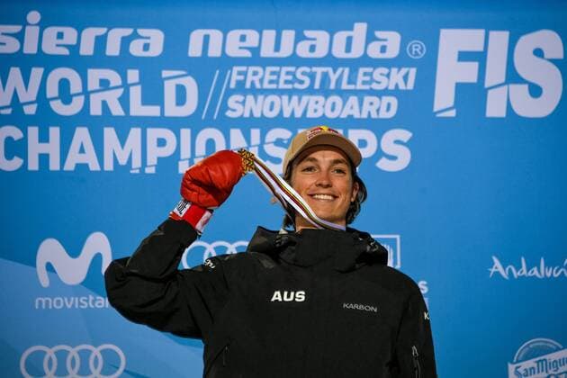 SNOWBOARD, FREESTYLE SKIING - FIS WC 2017 SIERRA NEVADA,SPAIN,11.MAR.17 - SNOWBOARDING - FIS Freestyle Ski and Snowboard World Championships, snowboard halfpipe, finals, men, award ceremony. Image shows Scotty James (AUS) with his gold medal. GEPAxpictures xOliverxLerch