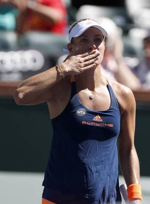 March 11, 2017 Angelique Kerber of Germany acknowledges the crowd after defeating Andrea Petkovic of Germany during the 2017 BNP Paribas Open at Indian Wells Tennis Garden in Indian Wells, California. CSM Tennis 2017: BNP Paribas Open MAR 11 - ZUMAc04_ 20170311_zaf_c04_074 Copyright: xCharlesxBausx
