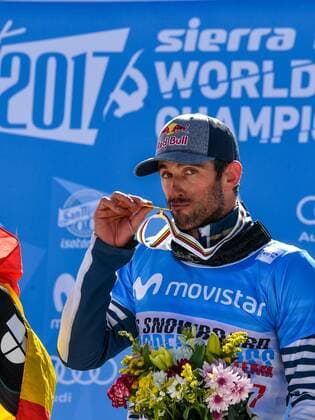 SNOWBOARD, FREESTYLE SKIING - FIS WC 2017 SIERRA NEVADA,SPAIN,12.MAR.17 - SNOWBOARDING - FIS Freestyle Ski and Snowboard World Championships, SBX, Snowboard Cross, final, ladies men, award ceremony. Image shows Pierre Vaultier (FRA). Keywords: medal. GEPAxpictures xOliverxLerch