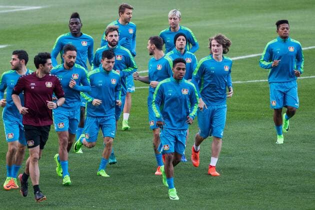 Javier Hernandez Chicharito, Hakan Calhanglu, Omer Toprak, Julian Brandt, Bernd Leno , Stefan Kiesling, Karim Bellarabi, Kevin Kampl, Jonathan Tah, Wendell, Benjamin Henrich, Charles Aranguiz, Kevin Volland, Admir Mehmedi, Lars Bender, Joel Pohjanpalo, Aleksandar Dragovic, Kai HAvertz, Tin Jedvaj, Danny da Costa during the training before the match of Uefa Champions League of Bayer Leverkusen at Vicente Calderon Stadium in Madrid, Spain. March 14, 2017.  (20170314061)