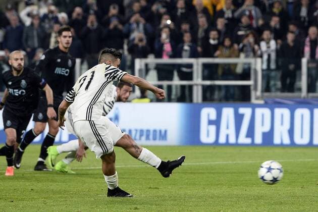 Fußball, CL, Juventus Turin - FC Porto 14 03 2017 - Champions League Juventus-Porto foto DanielexBuffa Image nella foto: gol Paulo Dybala 