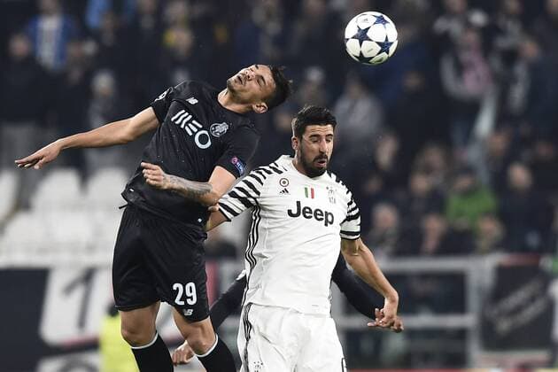Fußball, CL, Juventus Turin - FC Porto Db Torino 14 03 2017 - Champions League Juventus-Porto foto Daniele Buffa Image nella foto: Sami Khedira-Francisco Soares 