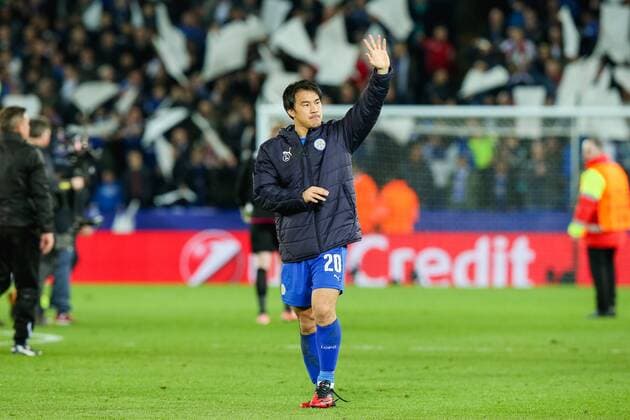 Shinji Okazaki (Leicester), MARCH 14, 2017 - Football Soccer : Shinji Okazaki of Leicester City waves the fans at the final whistle during the UEFA Champions League Round of 16 match between Leicester City and Sevilla at King Power Stadium in Leicester, England. Noxthirdxpartyxsales  (mdga013465)
