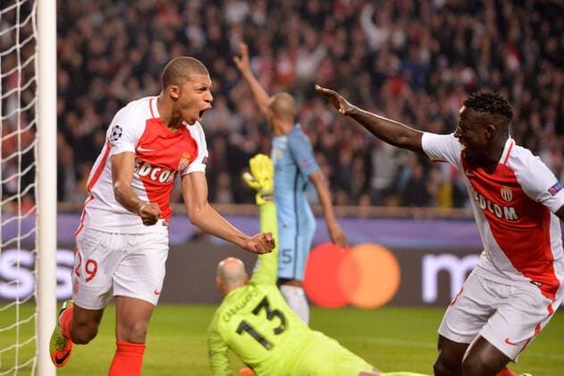 29 Kylian MBAPPE (mon) - 23 Benjamin Mendy (mon) - Fussball, Champions League, AS Monaco vs. Manchester City - 15 03 2017 AnthonyBIBARD FEP Panoramic 