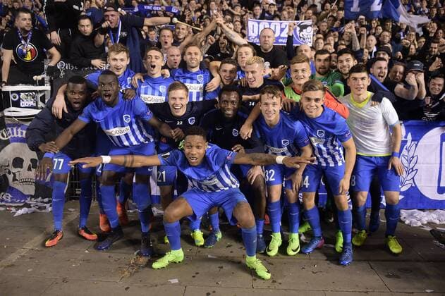 Bilder des Tages - SPORT Genk s players celebrate after winning the return game of 1 8 finals of the Europa League competition between Belgian soccer team KRC Genk and Belgian club KAA Gent, Thursday 16 March 2017, in Genk. First leg in Gent ended on a 2-5 result. YORICKxJANSENS  x05065938x