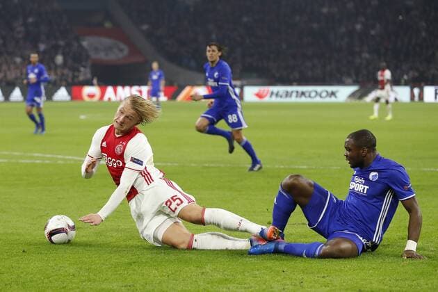 (L-R) Kasper Dolberg of Ajax, Jores Okore of FC Copenhagenduring the UEFA Europa League round of 32 match between Ajax Amsterdam and FC Copenhagen at the Amsterdam Arena on March 16, 2017 in Amsterdam, The Netherlands Ajax v FC Kopenhagen UEFA Europa League 2016 2017 xVIxxIVx 7354196