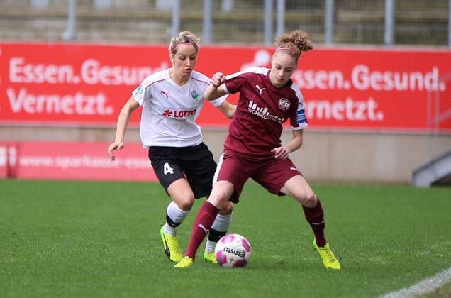 19.03.2017 xcex Deutschland, Essen, Frankfurt, Fussball, Frauenfussball Allianz Frauen-Bundesliga Saison 2016 2017 Kathrin Hendrich (Frankfurt) gegen Jaqueline Klasen (Essen)