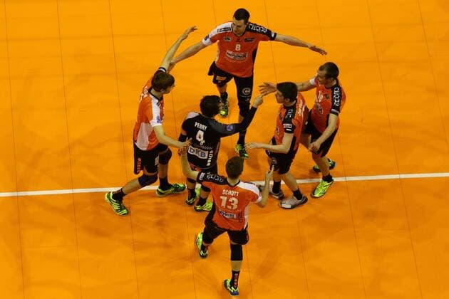 Volleyball, Herren, Saison 2016 17 CEV Champions League, 1. Playoff-Runde, Rückspiel, BR Volleys - Istanbul BBSK, Jubel bei den BR Volleys nach einem Punktgewinn, 21.03.17,