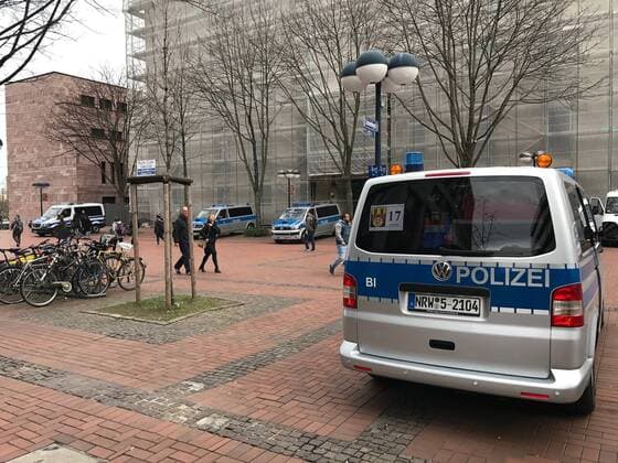 Polizeipräsenz vorsorglich in der Dortmunder Innenstadt - 22.03.2017: Deutschland vs. England, Westfalenstadion Dortmund