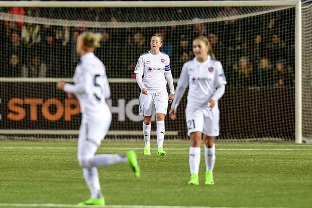 Fußball, Damen, CL, FC Rosengard - FC Barcelona 170322 Rosengards Emma Berglund deppar efter att Barcelonas Leila Ouahabi gjort 0-1 under fotbollsmatchen i Champions League mellan Rosengard och Barcelona den 22 mars 2017 i Malmö.  Copyright: PETTERxARVIDSON BB170322PA040