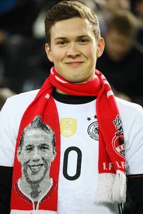 Fan von Lukas Podolski - 22.03.2017: Deutschland vs. England, Westfalenstadion Dortmund