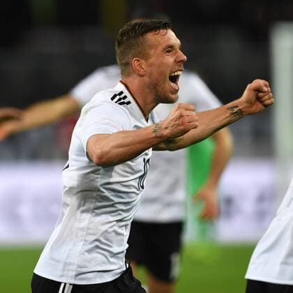 Fussball, Herren, Saison 2016 17, Länderspiel in Dortmund, Deutschland - England, Jubel nach dem Tor zum 1:0, Lukas Podolski (Nr. 10, Deutschland), 22.03. 2017,