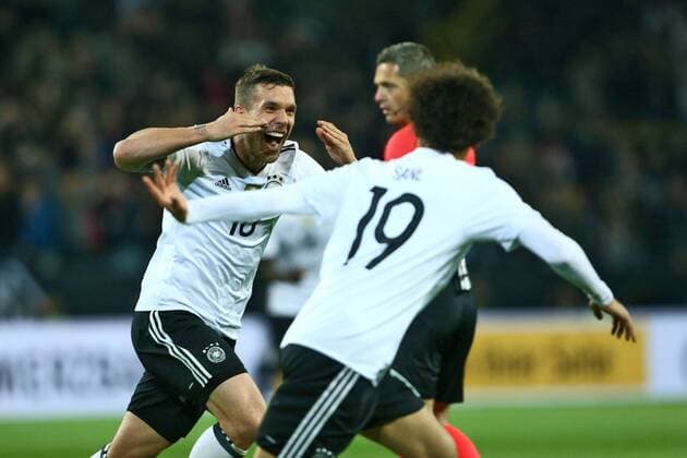 Lukas Podolski (Deutschland) bejubelt seinen Treffer zum 1:0, Deutschland vs England, Fussball, Laenderspiel, 22.03.2017, Foto Neis Eibner Dortmund Copyright: xNeis Eibner-Pressefotox EP_ANS