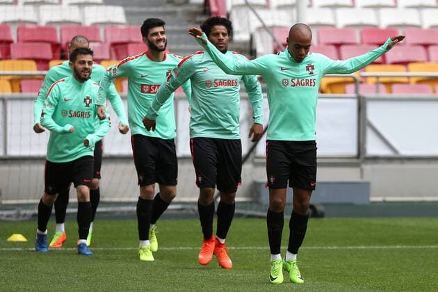 March 23, 2017 - Lisbon, Lisbon, Portugal - Portugals midfielder Joao Mario during Portugal Training Session and press conference PK Pressekonferenz at Estadio da Luz on March 23, 2017 in Lisbon, Portugal. Portugal Training Session and Press Conference  - ZUMAn230 20170323_zaa_n230_087 Copyright: xDpix