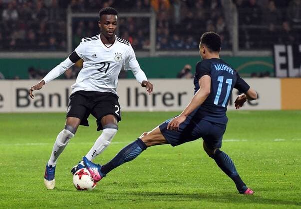 24.03.2017, xpsx, Fussball Freundschaftsspiel, Deutschland U21 U 21 - England U21, emspor, v.l. Gideon Jung (Deutschland), Jacob Murphy (England) Wiesbaden Fussball_1Liga_Mainz_Schalke_170319