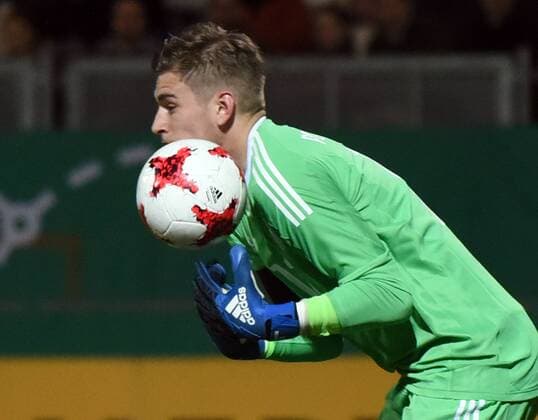 24.03.2017, xhbx, Fussball Freundschaftsspiel, Deutschland U21 U 21 - England U21, emspor, v.l. Julian Pollersbeck (Deutschland U21) Wiesbaden