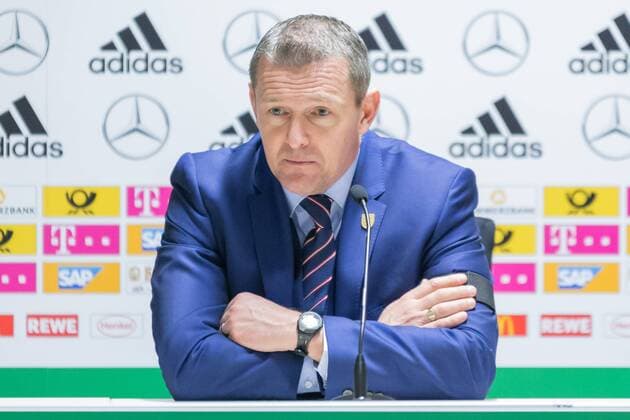 Aidy Boothroyd (ENG, Trainer, team coach); beim Interview, Pressekonferenz nach dem Spiel; Porträt, Fußball, Länderspiel, U21 U 21 Deutschland - England, xprx