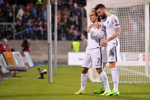 07 Antoine Griezmann (fra) - 09 Olivier Giroud (fra) - JOIE FOOTBALL : Luxembourg vs France - Qualifications Coupe du Monde 2018 - 25 03 2017 AnthonyBIBARD FEP Panoramic 