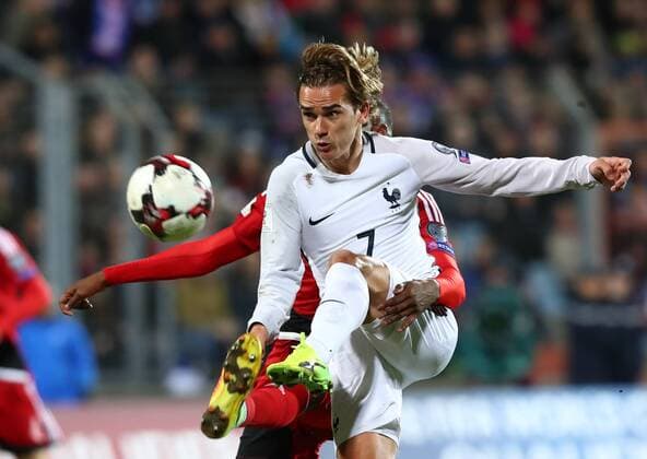 (170326) -- LUXEMBOURG, March 26, 2017 -- Antoine Griezmann of France competes during the FIFA World Cup WM Weltmeisterschaft Fussball 2018 qualifying football match between France and Luxembourg in Luxembourg, March 25, 2017. ) (SP)LUXEMBOURG-FOOTBALL-WORLD CUP-QUALIFYING GongxBing 