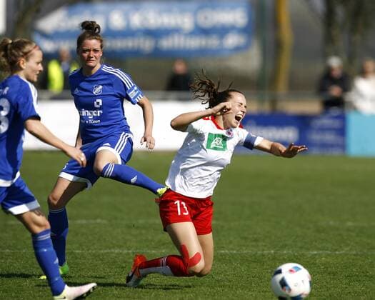 SC Sand - 1. FFC Turbine Potsdam Verena ASCHAUER, SC Sand - Lia Joelle WAELTI (WÄLTI), FFC Potsdam, Aktion quer, Fußball, Frauen, Allianz-Frauen-Bundesliga Saison 2016 2017