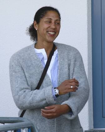 SC Sand - 1. FFC Turbine Potsdam Steffi JONES, Bundestrainerin der Frauen-Fußball-Nationalmannschaft GER, Halbkörper, Portrait, Porträt, Einzelbild, hoch, Fußball, Frauen, Allianz-Frauen-Bundesliga Saison 2016 2017