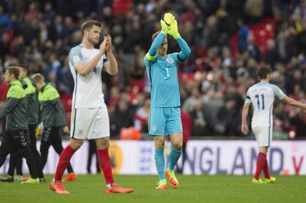 Joe hart of England thanks the home supporters at the end of the 2018 World Cup Qualifier Group F match between England and Lithuania at Wembley Stadium, London, England on 26 March 2017. Copyright: xDarrenxMusgrovex 14620071