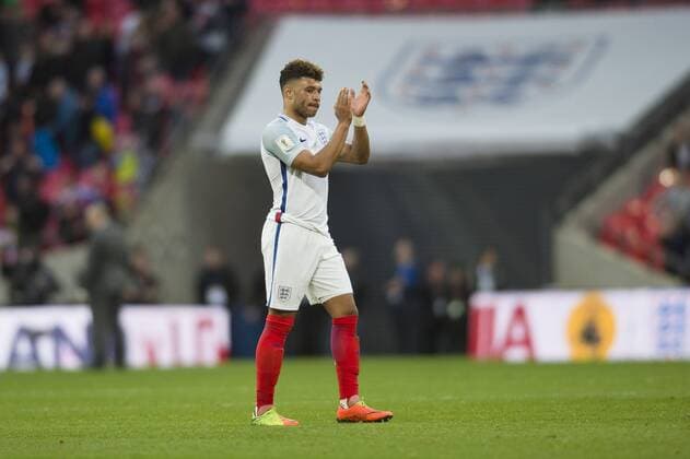Alex Oxlade-Chamberline of England thanks the home supporters at the end of the 2018 World Cup Qualifier Group F match between England and Lithuania at Wembley Stadium, London, England on 26 March 2017. Copyright: xDarrenxMusgrovex 14620073