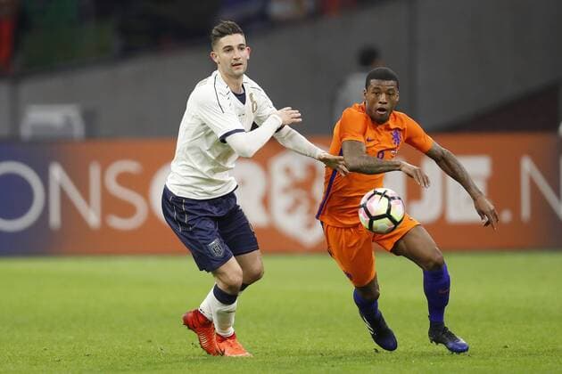 (L-R) Roberto Gagliardini of Italy, Georginio Wijnaldum of Hollandduring the friendly match between Netherlands and Italy at the Amsterdam Arena on March 28, 2017 in Amsterdam, The Netherlands Netherlands v Italy Friendly match 2016 2017 xVIxxIVx 7446305