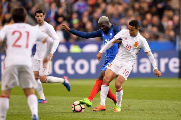 24 TIEMOUE BAKAYOKO (fra) - 10 Thiago Alcantara (esp) FOOTBALL : France vs Espagne - Match Amical - 28 03 2017 AnthonyBIBARD FEP Panoramic 
