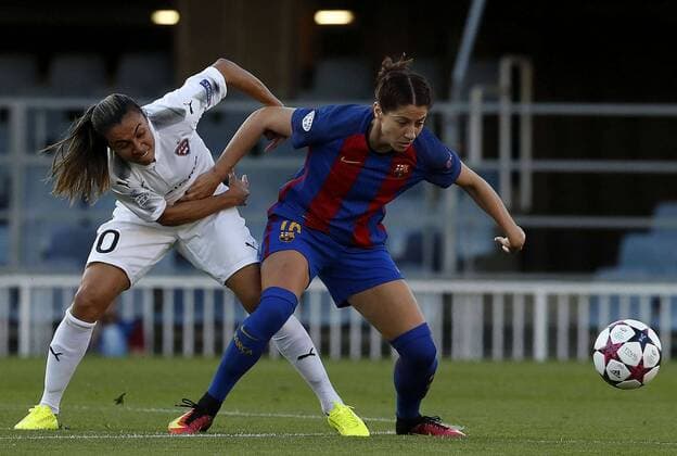 Fußball, Damen, CL, FC Rosengard - FC Barcelona FC Barcelona Barca s player Vicky Losada (R) fights for the ball with Brazilian striker Marta (L) of FC Rosengard during the Champions League quarters final second leg match played at Mini Estadi stadium of Barcelona, Catalonoa, Spain on 29 March 2017. FC BARCELONA VS FC ROSENGARD !ACHTUNG: NUR REDAKTIONELLE NUTZUNG!  Copyright: xAlbertoxEstevezx 20170329-636264141523055580