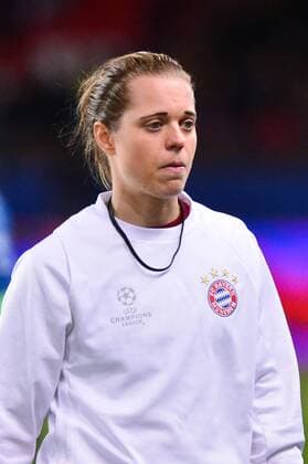 Katharina Baunach (FC Bayern Muenchen, Katha Baunach) etnttäuscht, traurig Paris, Frankreich, 29.03.2017, Fussball, UEFA Women s Champions League, Paris Saint-Germain - FC Bayern Muenchen, xKLx