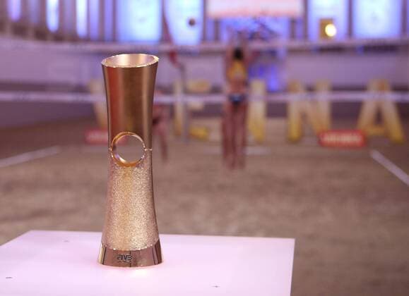 Beach volleyball Beachvolleyball - FIVB, press conference PK Pressekonferenz VIENNA,AUSTRIA,30.MAR.17 - VOLLEYBALL - FIVB Beach Volleyball World Championships, Kick-Off, press conference. Image shows the trophy. GEPAxpictures xChristianxOrt