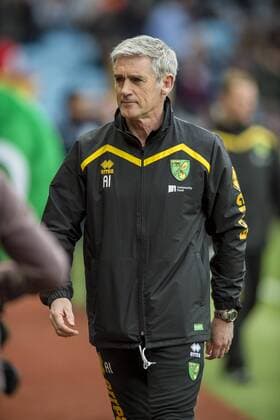 Fußball, Trainerhistorie Norwich City von 1905 bis heute Caretaker Manager of Norwich City, Alan Irvine ahead of the EFL Sky Bet Championship match between Aston Villa and Norwich City at Villa Park, Birmingham, England on 1 April 2017. Copyright: xDarrenxMusgrovex 14790045