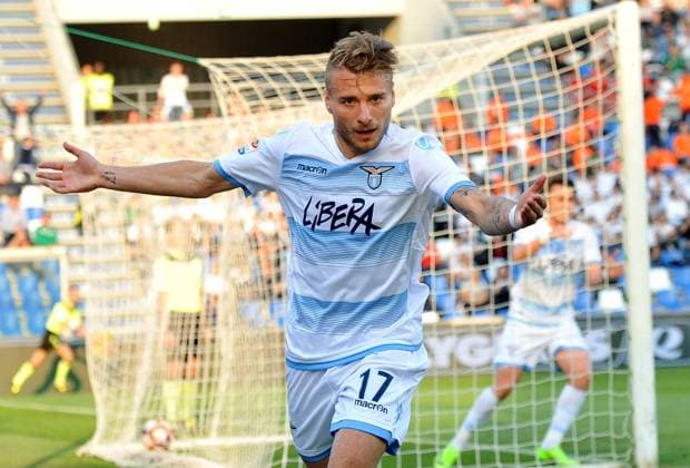 Bilder des Tages - SPORT IPP20170401 Football - soccer: Serie A, 2016 2017 - Sassuolo Calcio - Lazio Rom, Ciro Immobile esulta dopo il gol (Hinweis: Verwendung nur in Deutschland - only Germany) xHOCHxZWEIx xItalyxPhotoxPressx 