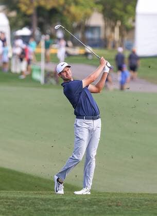 April 1, 2017: Harris English hits a shot off the fairway during the third round of the Shell Houston Open at the Golf Club of Houston in Humble, Texas. CSM. PGA Golf Herren 2017: Shell Houston Open APR 1 - ZUMAc04_ 20170401_zaf_c04_224 Copyright: xJohnxGlaserx