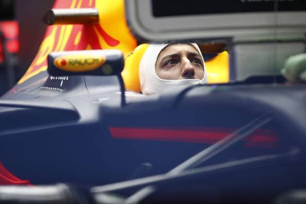 Motorsports: FIA Formula One World Championship WM Weltmeisterschaft 2017, Grand Prix of AChina, 3 Daniel Ricciardo (AUS, Red Bull Racing), Shanghai China xHOCHxZWEIx