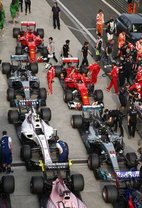 Shanghai: Motorsports: FIA Formula One World Championship WM Weltmeisterschaft 2017 parc ferme after Qualifying Chinese Formula One Grand Prix Shanghai Circuit on April 08, 2017 in Shanghai, China. (Photo by Hoch Zwei) Shanghai China xHZx