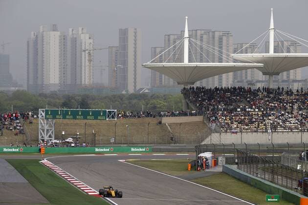 Shanghai: Motorsports: FIA Formula One World Championship WM Weltmeisterschaft 2017 27 Nico Hülkenberg (Renault F1 Team) Chinese Formula One Grand Prix Shanghai Circuit on April 08, 2017 in Shanghai, China. (Photo by Hoch Zwei) Shanghai China xHZx
