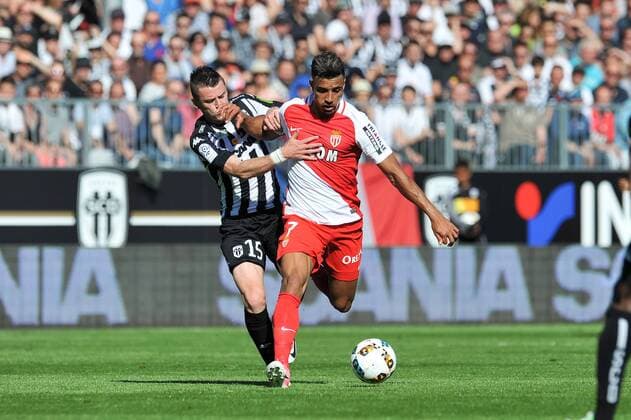 15 Pierrick CAPELLE (sco) - 07 NABIL DIRAR (mon) FOOTBALL : Angers vs Monaco - Ligue 1 - 08 04 2017 FEP Panoramic 