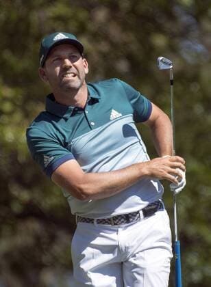 Sergio Garcia hits off the fourth tee box during the fourth round of the 2017 Masters Tournament at Augusta National Golf Club in Augusta, Georgia on April 9, 2017.  AUG20170409314 KEVINxDIETSCH