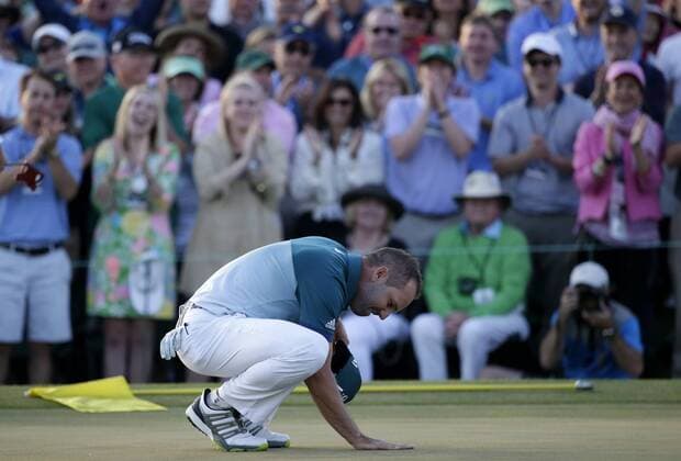Sergio Garcia of Spain celebrates on the 18th green after he wins the 2017 Masters Tournament at Augusta National Golf Club in Augusta, Georgia on April 9, 2017. Garcia defeated Justin Rose of England in a one hole playoff to win his first major championship.  AUG20170409617 JOHNxANGELILLO
